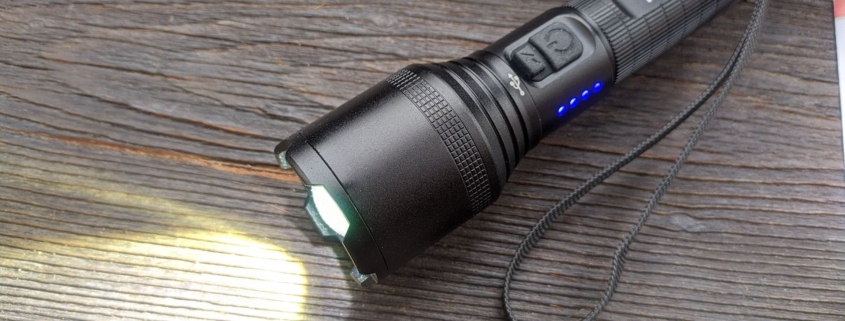 Hoplet_US_H185_Flashlight_Review_zoom_18650_maxgearedc.com_EDC_GEAR_OUTDOOR_TESTING_and_SHORT_REVIEWS_7