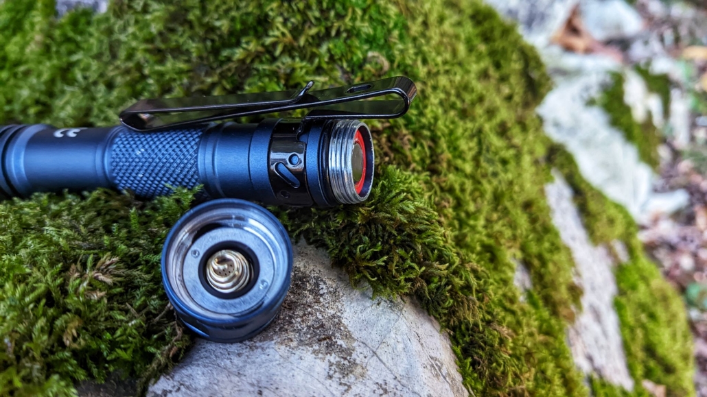 AceBeam_TAC_2AA_Flashlight_Review_maxgearedc.com_EDC_GEAR_OUTDOOR_TESTING_and_SHORT_REVIEWS_14