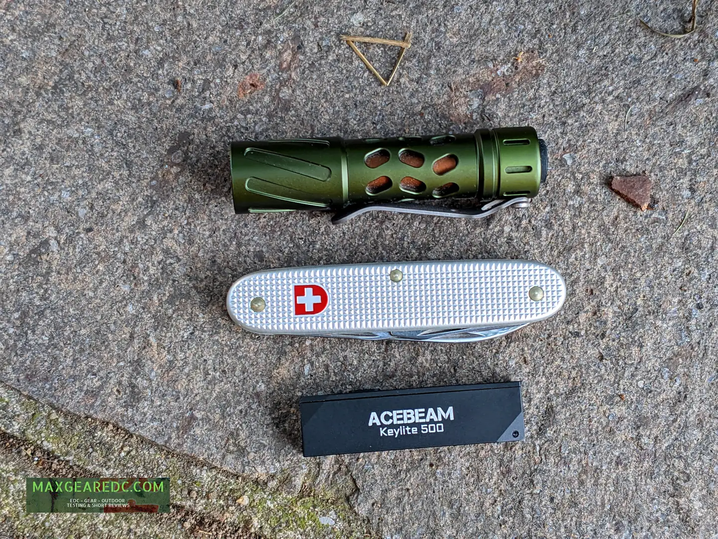 acebeam-keylite-500-flashlight-review-maxgearedc_023